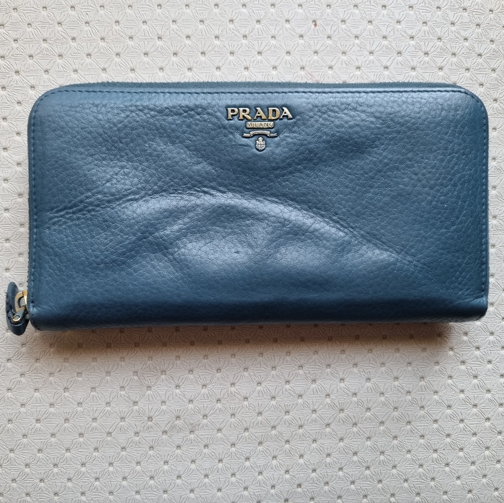 Prada Vitello Grain Wallet. Authentic - image 1